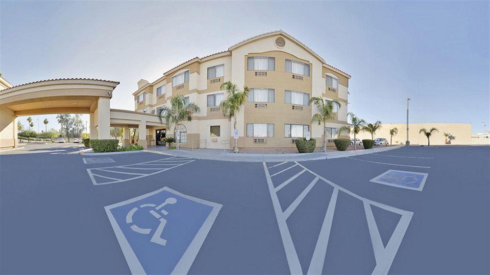 Comfort Inn West Phoenix at 27th Ave&I-I0 Eksteriør bilde